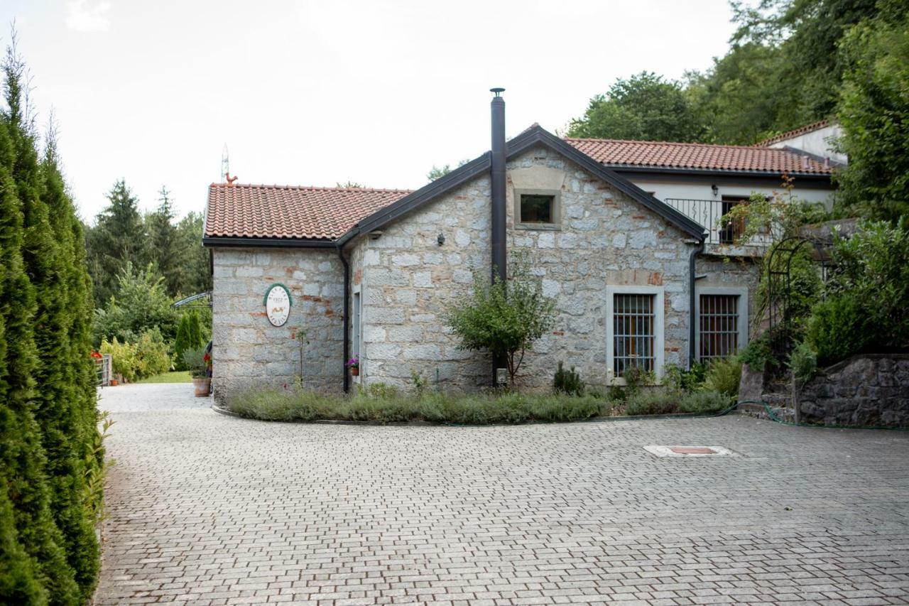 Villa Anton - The Old Dairy Hrusica  Eksteriør bilde